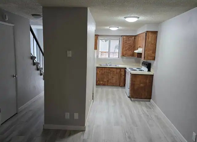 Property at 935 NW Hobart Ave Unit 17, Corvallis, OR, 97330, 2 beds, 1.5 baths, [object Object]
