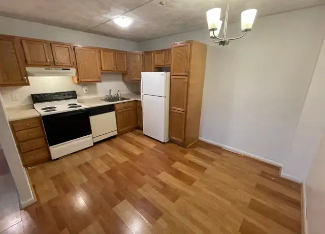 Property at 173 Adams St, Newton, MA, 02458, 1 bed, 1 bath, [object Object]