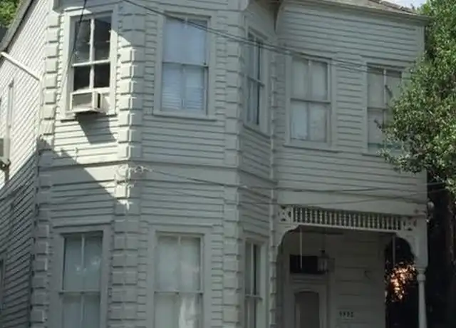 Property at 3932 Prytania St Unit 4, New Orleans, LA, 70115, 2 beds, 1 bath, [object Object]