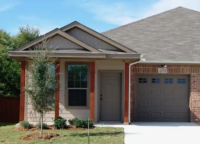 Property at 393 Orbit Dr, Lavon, TX, 75166, 3 beds, 2 baths, [object Object]