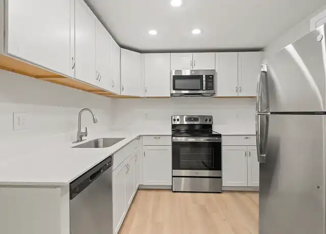 Property at Pointe West Apartments - 3990 Starboard Ln SE, Port Orchard, WA, 98366, 2-3 beds, 2 baths, [object Object]