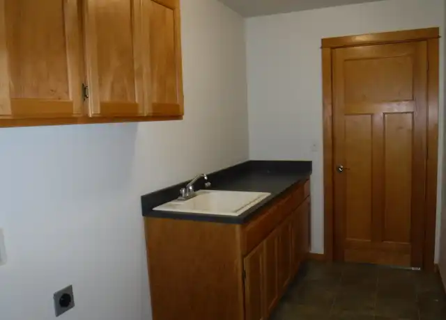 Property at 903 Schaefers Ln, Grants Pass, OR, 97526, 3 beds, 2 baths, [object Object]