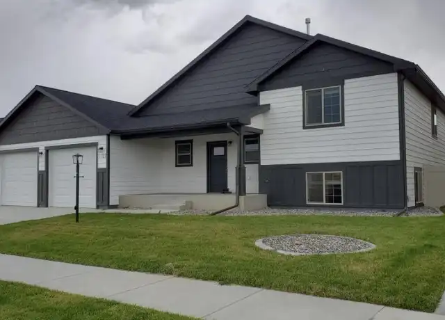 Property at 5727 Bear Track Trl, Billings, MT, 59106, 4 beds, 3 baths, [object Object]