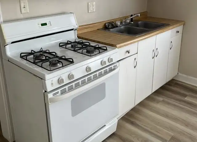 Property at 65 George St W Unit 3, St Paul, MN, 55107, 1 bed, 1 bath, [object Object]