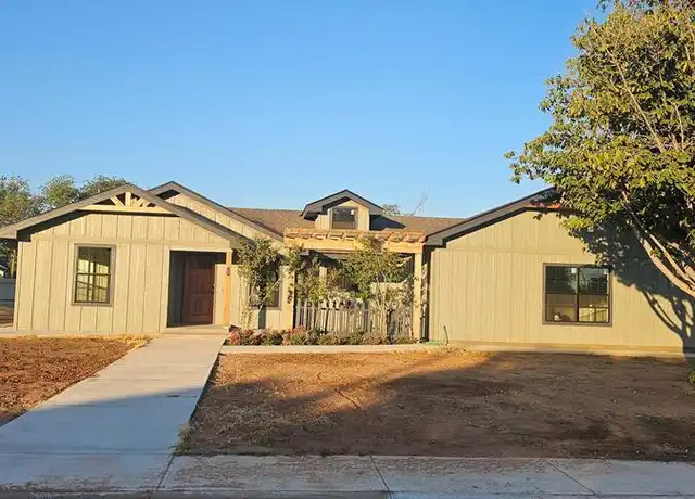 Property at 209 NE 5th St, Andrews, TX, 79714, 3 beds, 2 baths, [object Object]