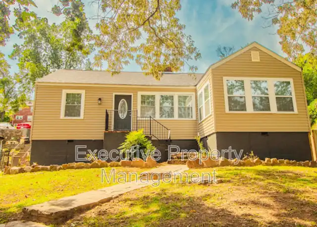 Property at 1619 Graymont Ave W, Birmingham, AL, 35208, 4 beds, 2 baths, [object Object]