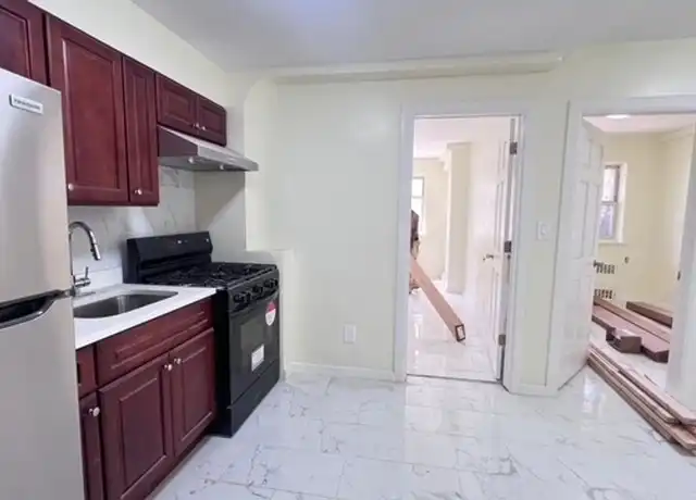 Property at 956 E 54th St Unit 1, Brooklyn, NY, 11234, 2 beds, 1 bath, [object Object]