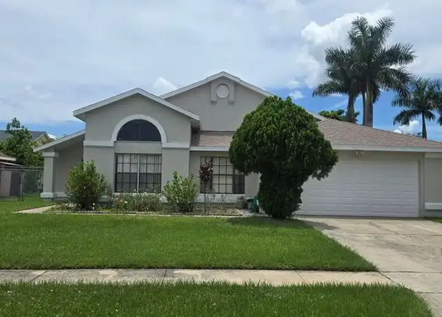 Property at 838 Honolulu Woods Ln, Orlando, FL, 32824, 4 beds, 2 baths, [object Object]