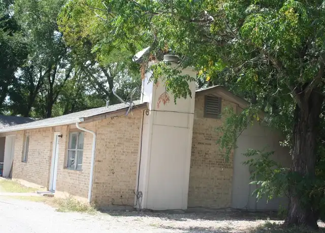 Property at 5314 Atascosa Dr, Austin, TX, 78744, 2 beds, 2 baths, [object Object]