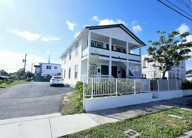 Property at 914 10th St Unit C, West Palm Beach, FL, 33401, 3 beds, 2 baths, [object Object]