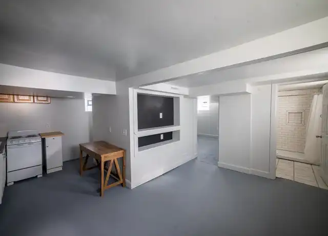 Property at 600 E Locust St Unit 2, Milwaukee, WI, 53212, 1 bed, 1 bath, [object Object]