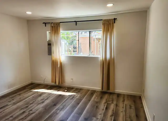 Property at 11243 Tiara St Unit 3, North Hollywood, CA, 91601, 0 beds, 1 bath, [object Object]
