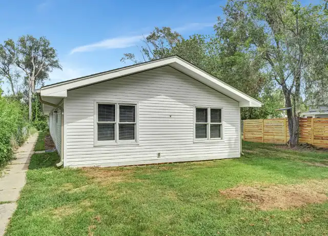 Property at 222 B St, Lincoln, NE, 68502, 2 beds, 1 bath, [object Object]