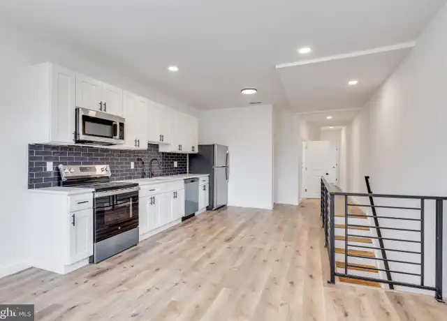 Property at 3657 Old York Rd Unit 2, Philadelphia, PA, 19140, 2 beds, 1 bath, [object Object]