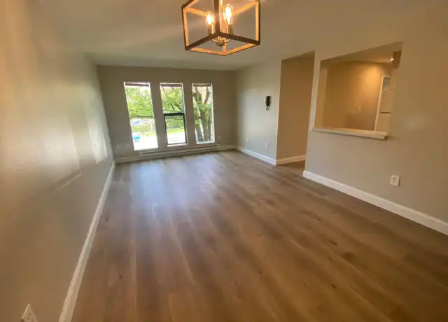 Property at 1139 17th Ave Unit 4, Seattle, WA, 98122, 3 beds, 1 bath, [object Object]