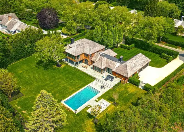Property at 8 Pondview Ln, East Hampton, NY, 11937, 6 beds, 7.5 baths, [object Object]