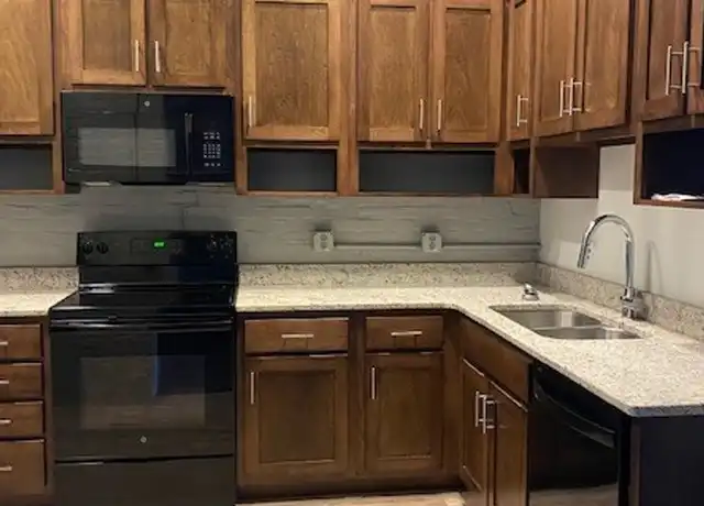 Property at 325 N Queen St Unit 201 The Lime Room, Lancaster, PA, 17603, 0 beds, 1 bath, [object Object]