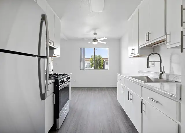 Photo of 328 S 1st St, El Cajon, CA 92019