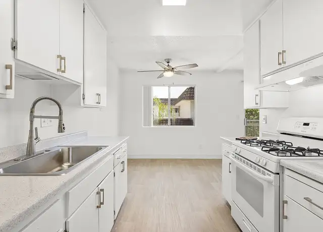 Photo of 328 S 1st St, El Cajon, CA 92019