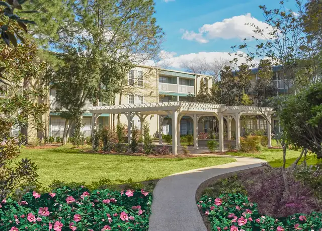 Photo of 2301 Severn Ave, Metairie, LA 70001