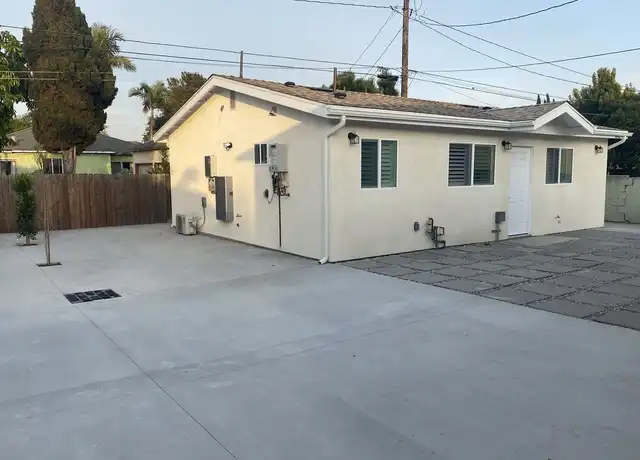 Property at 1116 S Exmoor Ave, Compton, CA, 90220, 2 beds, 2 baths, [object Object]