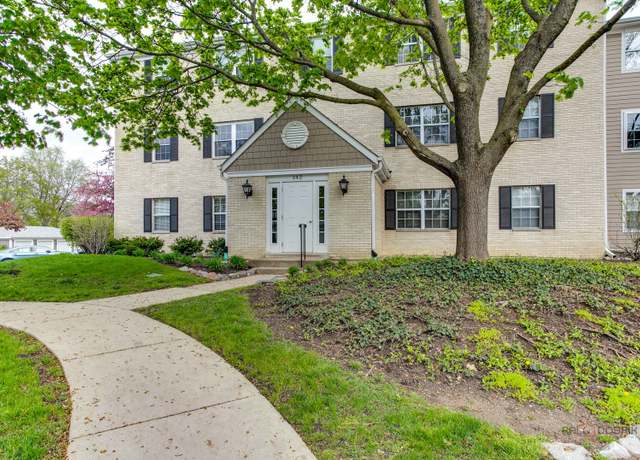 Photo of 142 E Winchester Rd Unit B, Libertyville, IL 60048