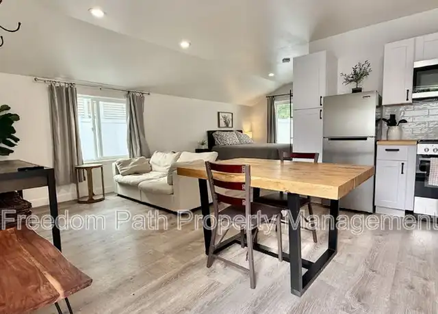 Property at 1519 E Montana Ave, Coeur d'Alene, ID, 83814, 1 bed, 1 bath, [object Object]