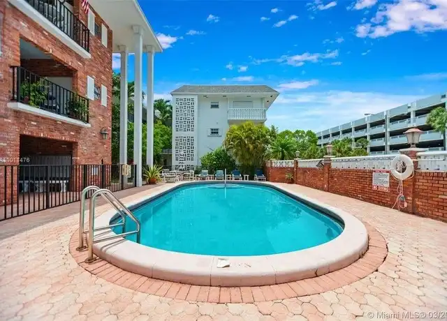 Property at 2500 NE 9th St #105, Fort Lauderdale, FL, 33304, 1 bed, 1.5 baths, [object Object]
