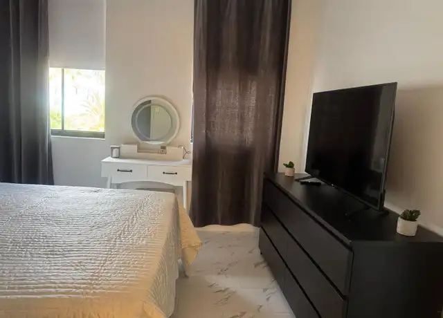 Property at 10290 NW 10th St, Miami, FL, 33172, 1 bed, 1 bath, [object Object]