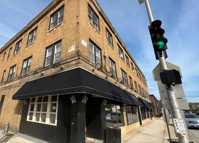Property at 156 Des Plaines Ave Unit I, Forest Park, IL, 60130, 1 bed, 1 bath, [object Object]