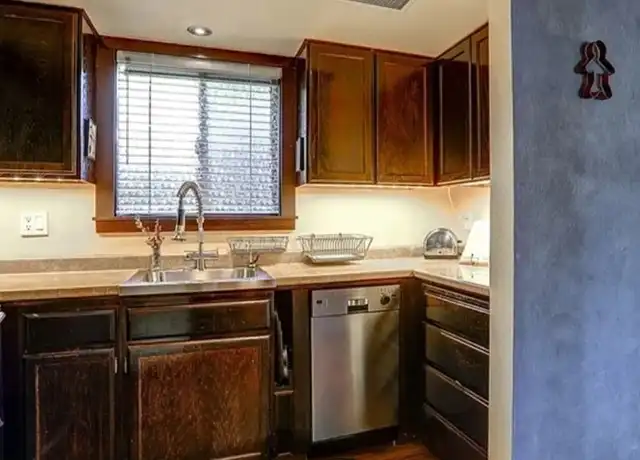 Property at 13229 12th Ave SW, Burien, WA, 98146, 2 beds, 2 baths, [object Object]