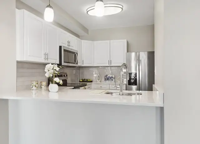 Photo of 12 Highpoint Cir, Quincy, MA 02169
