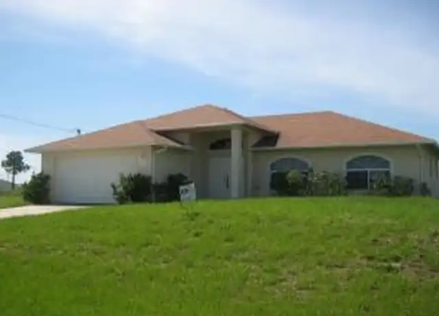 Property at 1806 NE 14th St, Cape Coral, FL, 33909, 3 beds, 2 baths, [object Object]