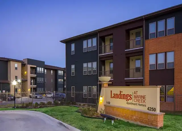 Property at Landings at Marine Creek - 4250 Old Decatur Rd, Fort Worth, TX, 76106, 1 bed, 1 bath, [object Object]