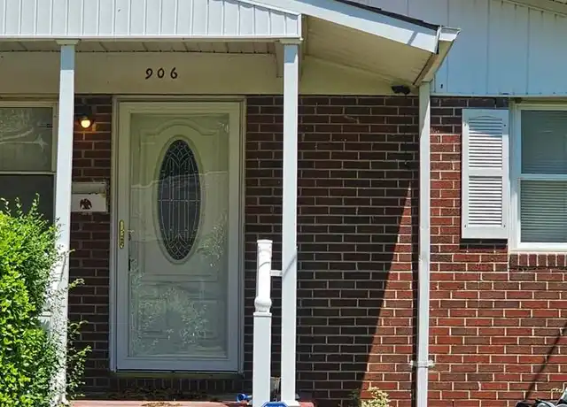 Property at 906 Roosevelt Blvd, Portsmouth, VA, 23701, 3 beds, 1 bath, [object Object]