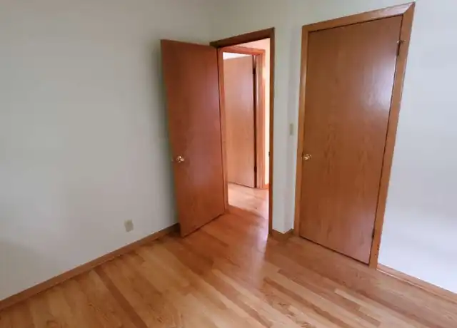 Property at 2934 S Logan Ave, Milwaukee, WI, 53207, 2 beds, 1 bath, [object Object]