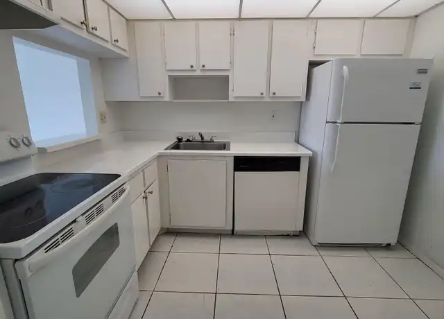 Property at 4374 NW 9th Ave Unit 18-3F, Pompano Beach, FL, 33064, 1 bed, 1.5 baths, [object Object]