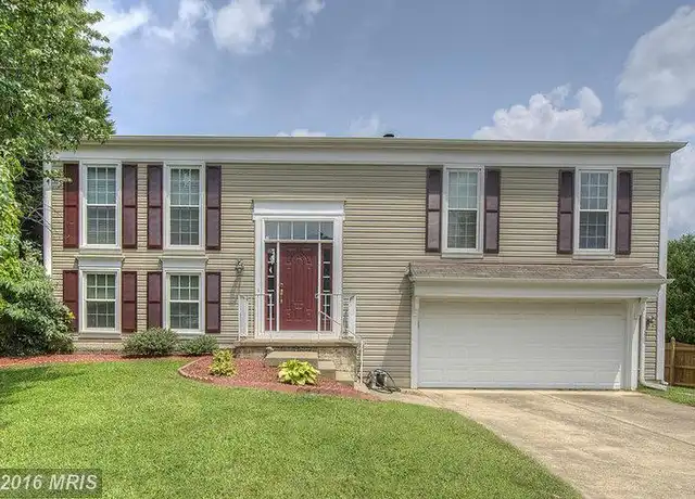 Property at 17 Banbury Ct, Fredericksburg, VA, 22406, 3 beds, 2 baths, [object Object]