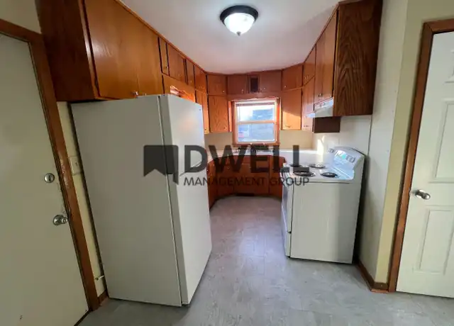 Property at 804 12th Ave SW, Austin, MN, 55912, 3 beds, 1 bath, [object Object]