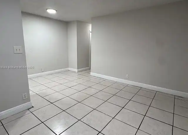 Property at 2137 Hayes St Unit 3, Hollywood, FL, 33020, 1 bed, 1 bath, [object Object]