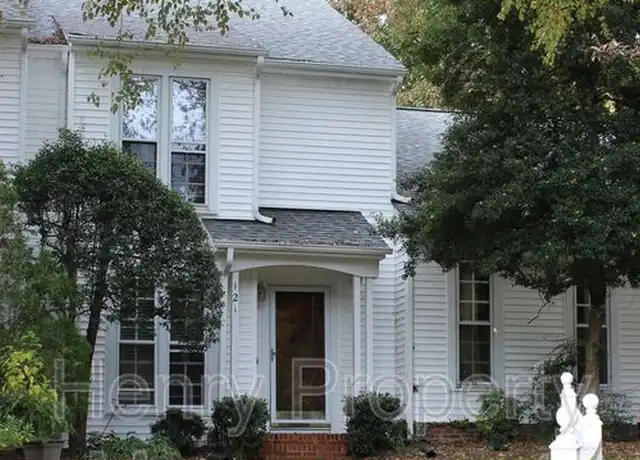 Property at 121 Planetree Ln, Cary, NC, 27511, 2 beds, 2.5 baths, [object Object]