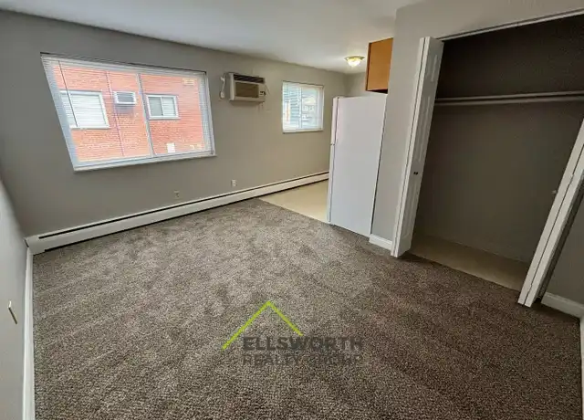 Property at 2214 Lawn Ave, Cincinnati, OH, 45212, 1 bed, 1 bath, [object Object]