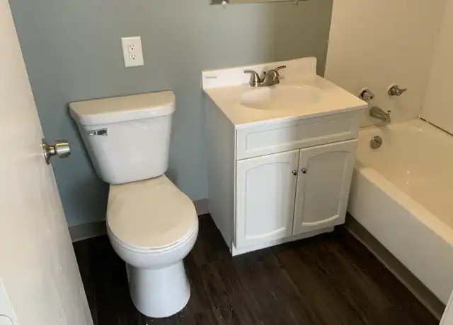 Property at 217 N 2nd Ave E Unit 2, Duluth, MN, 55805, 1 bed, 1 bath, [object Object]