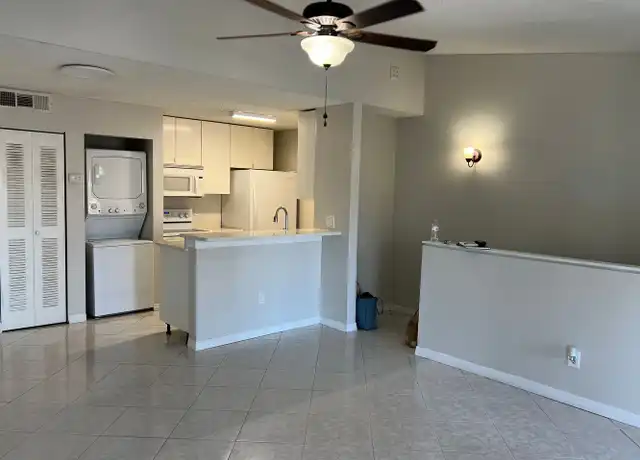 Property at 153 Santa Clara Dr, Naples, FL, 34104, 1 bed, 1 bath, [object Object]