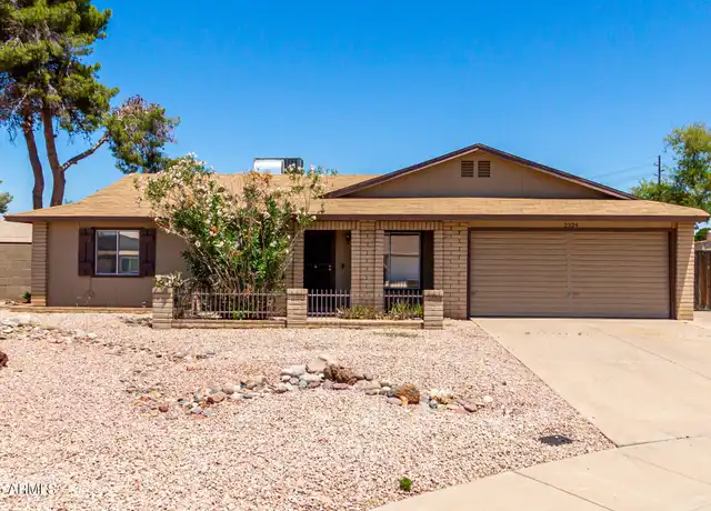 Property at 2324 E Palmcroft Dr, Tempe, AZ, 85282, 3 beds, 2 baths, [object Object]