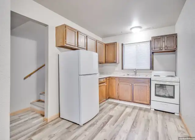 Property at 247 Sullivan St Unit 229-225, Oshkosh, WI, 54902, 2 beds, 1 bath, [object Object]