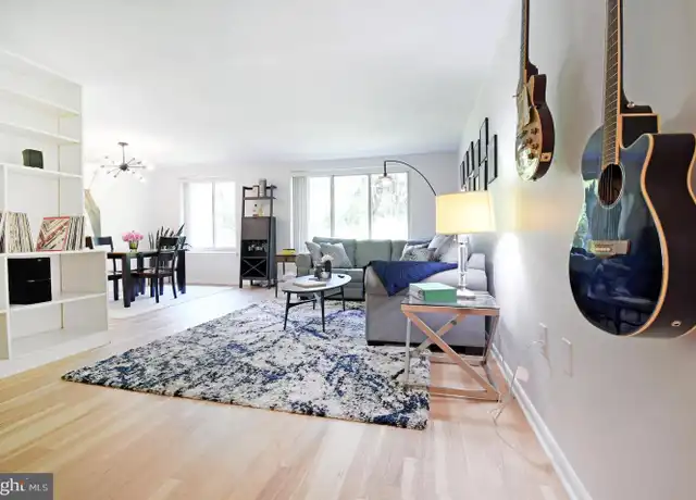 Property at 3000 Spout Run Pkwy Unit C307, Arlington, VA, 22201, 1 bed, 1 bath, [object Object]