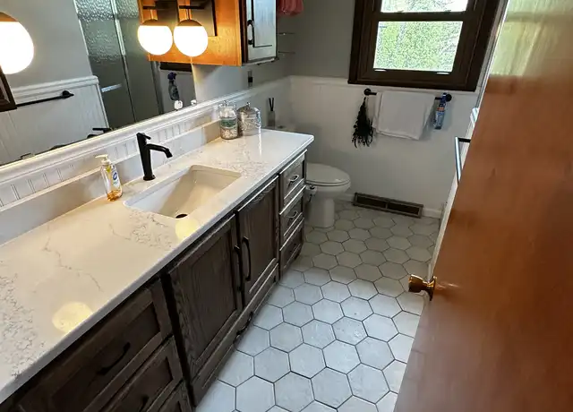 Property at 1727 North Rd, Duluth, MN, 55811, 4 beds, 3 baths, [object Object]