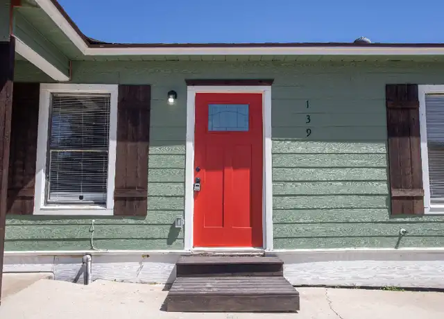 Property at 139 Wichita Ct, San Antonio, TX, 78225, 3 beds, 2 baths, [object Object]