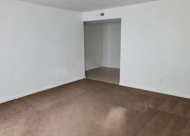 Property at 475 S Denver St Unit St110, Vidor, TX, 77662, 1 bed, 1 bath, [object Object]